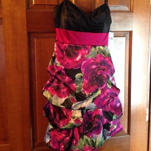 Fuchsia floral and black strapless silk dress